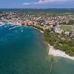 Lovely In Fazana Дом отдыха Valbandon